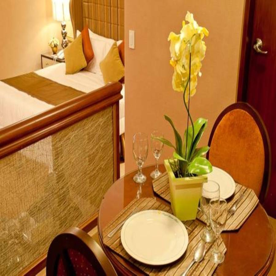 Royal Garden Hotel Ozamiz Extérieur photo